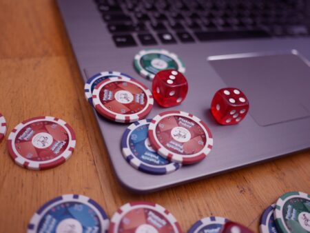 Online-Glücksspielsucht: Wege zur Prävention und Hilfe